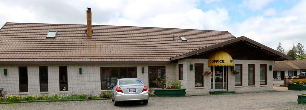 Arrowhead Inn Huntsville Exterior photo
